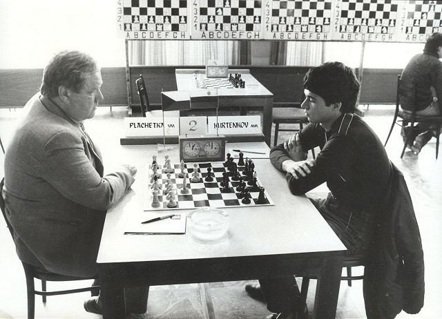História šachu v meste: Veľmajstrovskú Tirnaviu založil Ladislav Dubravský  | TRNAVSKÝ HLAS