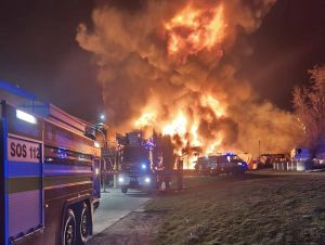 Požiar vo Zvončíne rieši polícia, zisťovateľ príčin požiaru nevylúčil cudzie zavinenie