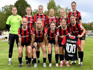 Futbalistky Spartaka sa tešili šesť minút, Čeriovej pripomenie dres stovku