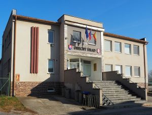 Okres Hlohovec: Červeník bude mať premiérovo na čele obce ženu, Madunice muža