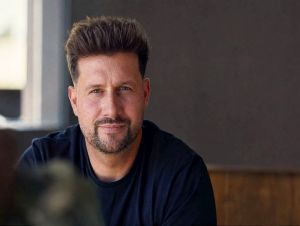 František Klinovský: Spadnúť do závislosti dokáže ktokoľvek. Vrátiť sa dá tiež