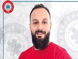 Operátor záchrannej služby Ján Gembický odbehol z práce zachrániť ľudský život