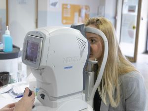 Trnavská nemocnica robila diagnostiku glaukómu, u 31 osôb odporučila vyšetrenie