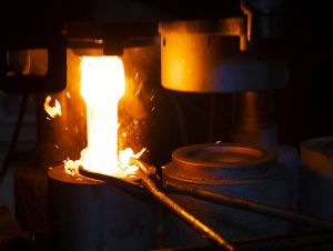 SÚŤAŽ o poukážky do supermarketu! Ako dobre poznáte priemyselnú históriu Trnavy?