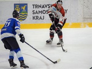 Trnavskí hokejisti sú v strhujúcej play-off sérii s Martinom krok od postupu