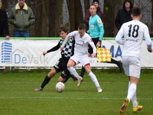 Futbal, 2. liga: Malženice podľahli Púchovu, Prešov stiahol stratu na Komárno