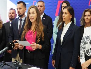 Zmena v Trnave: Ľubica Horváthová odstupuje z volieb, podporuje Evu Nemčovskú