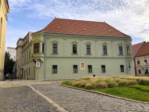 Kráľovná sa zapísala do histórie Trnavy, mesto jej vďačí za hradby