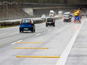 Diaľničiari opravia ďalších 10 kilometrov vozovky na diaľnici D1 pri Hlohovci