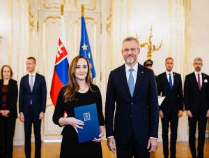 Prezident vymenoval nových profesorov, je medzi nimi aj Marianna Novotná