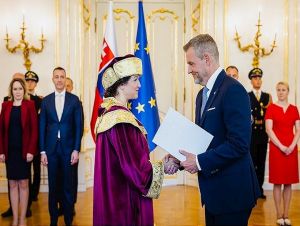 Prezident Pellegrini vymenoval do funkcie novú rektorku Univerzity sv. Cyrila a Metoda