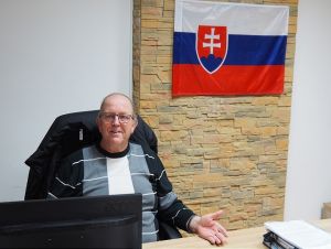 Po voľbách pokračuje 75 percent starostov, Remenár v Radošovciach vyhral 9-krát
