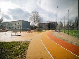 Areál školy na Ulici K. Mahra obnovili, podľa primátora Bročku je najkrajší na Slovensku