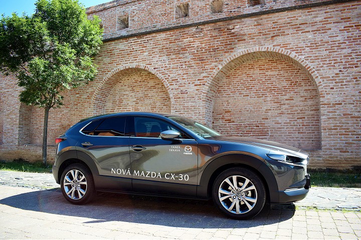 Zážitok z jazdy aj pocit bezpečia: Mazda CX-30 svojimi vlastnosťami očarí |  TRNAVSKÝ HLAS