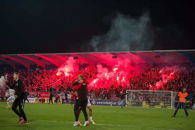 Krátke správy z futbalu: Obmedzenia aj lístky pre fanúšikov, dorast  Spartaka šliape naplno | TRNAVSKÝ HLAS