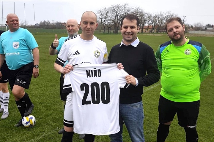 Futbal, 8. liga A: Bohdanovce padli v Modranke, Smolenice vyhrali vo Voderadoch