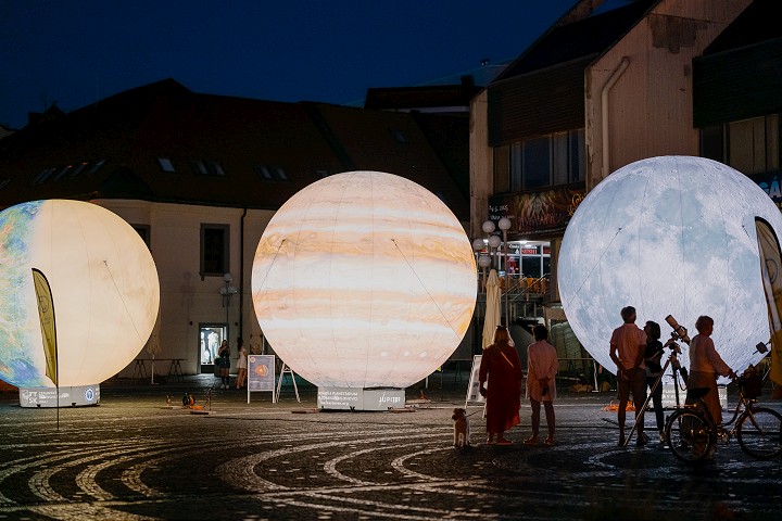 Festival vzdelávania prinesie do Trnavy aj modely planét či debatu o Artemis II.