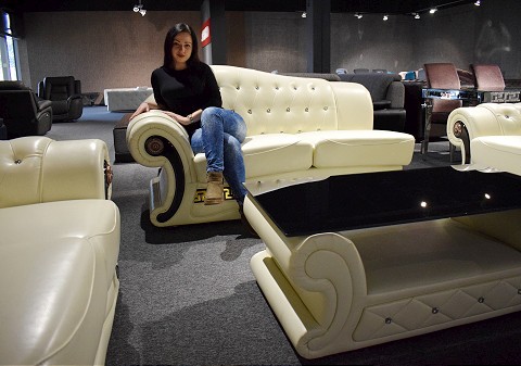 Štýlové sedačky a stoly? Trnavské El Gaučo ponúka stovky luxusných modelov  | TRNAVSKÝ HLAS