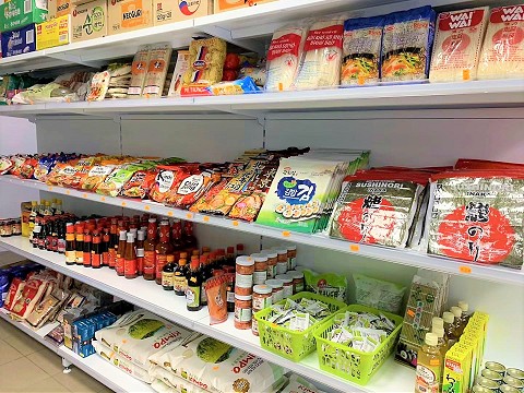 Na Tehelnej ulici otvorili nový obchod, ponúka potraviny z Ázie | TRNAVSKÝ  HLAS